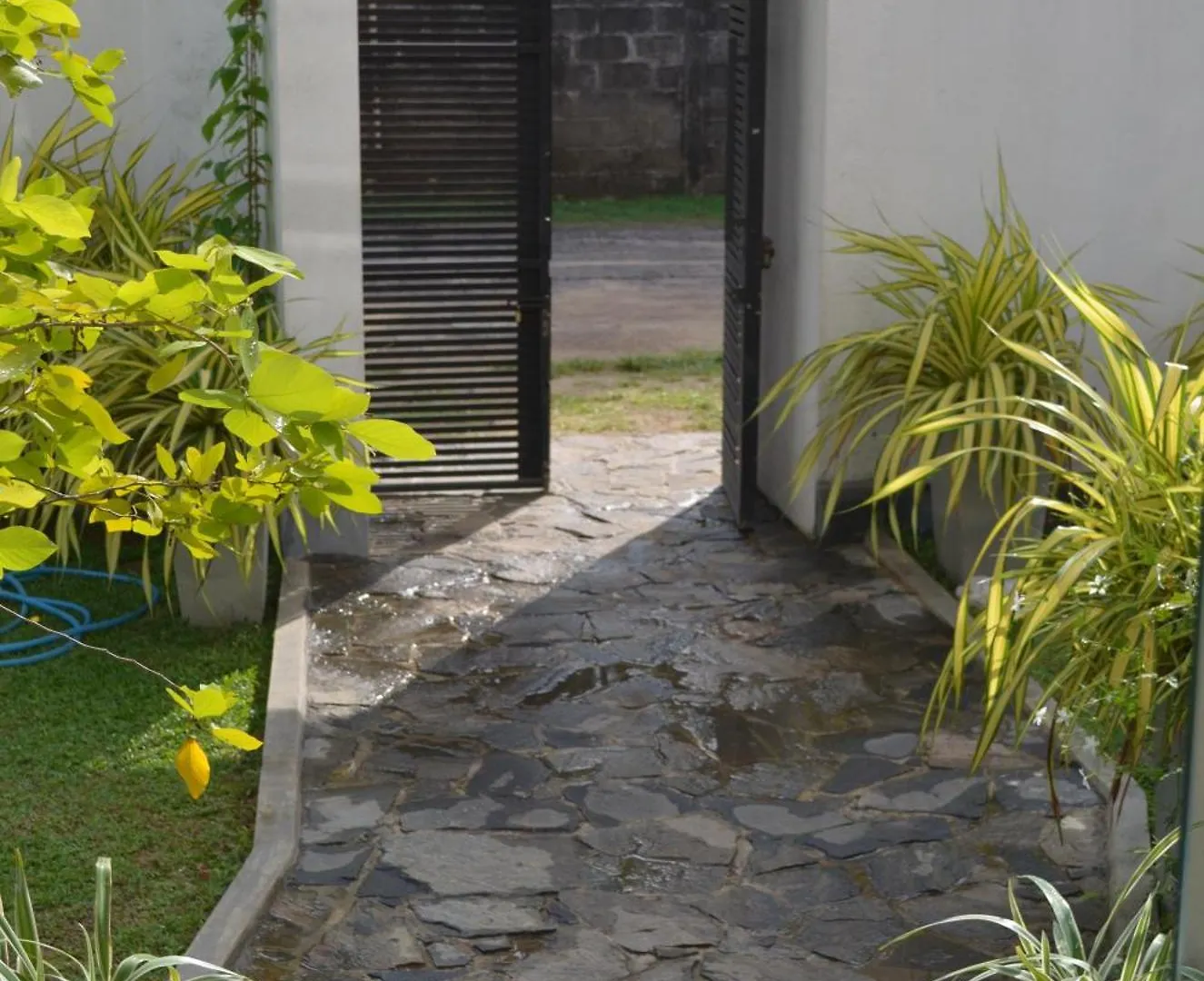Silina Airport Transit Hotel & Residence Katunayake
