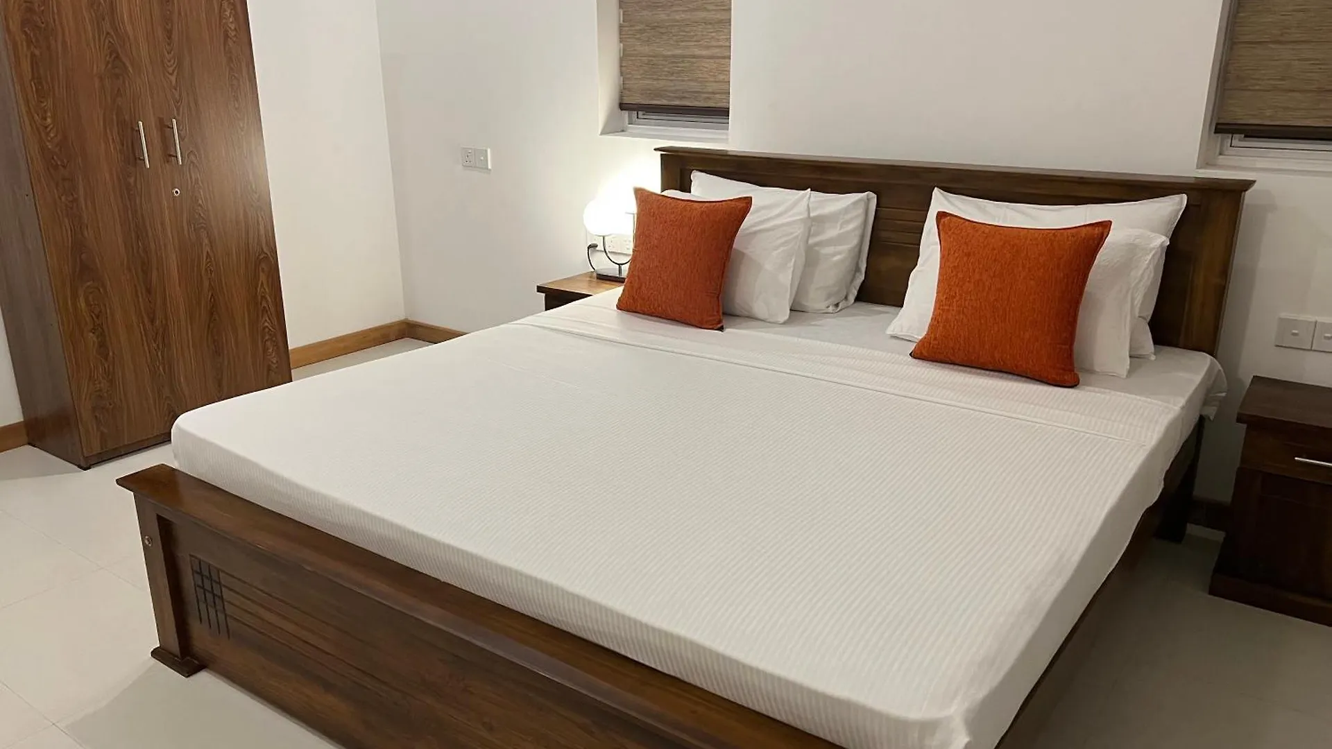 Bed & Breakfast Silina Airport Transit Hotel & Residence Katunayake