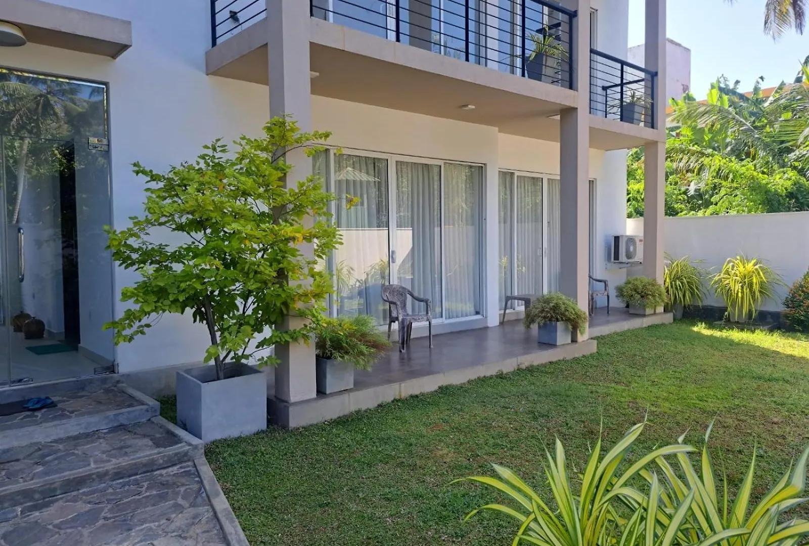 Silina Airport Transit Hotel & Residence Katunayake